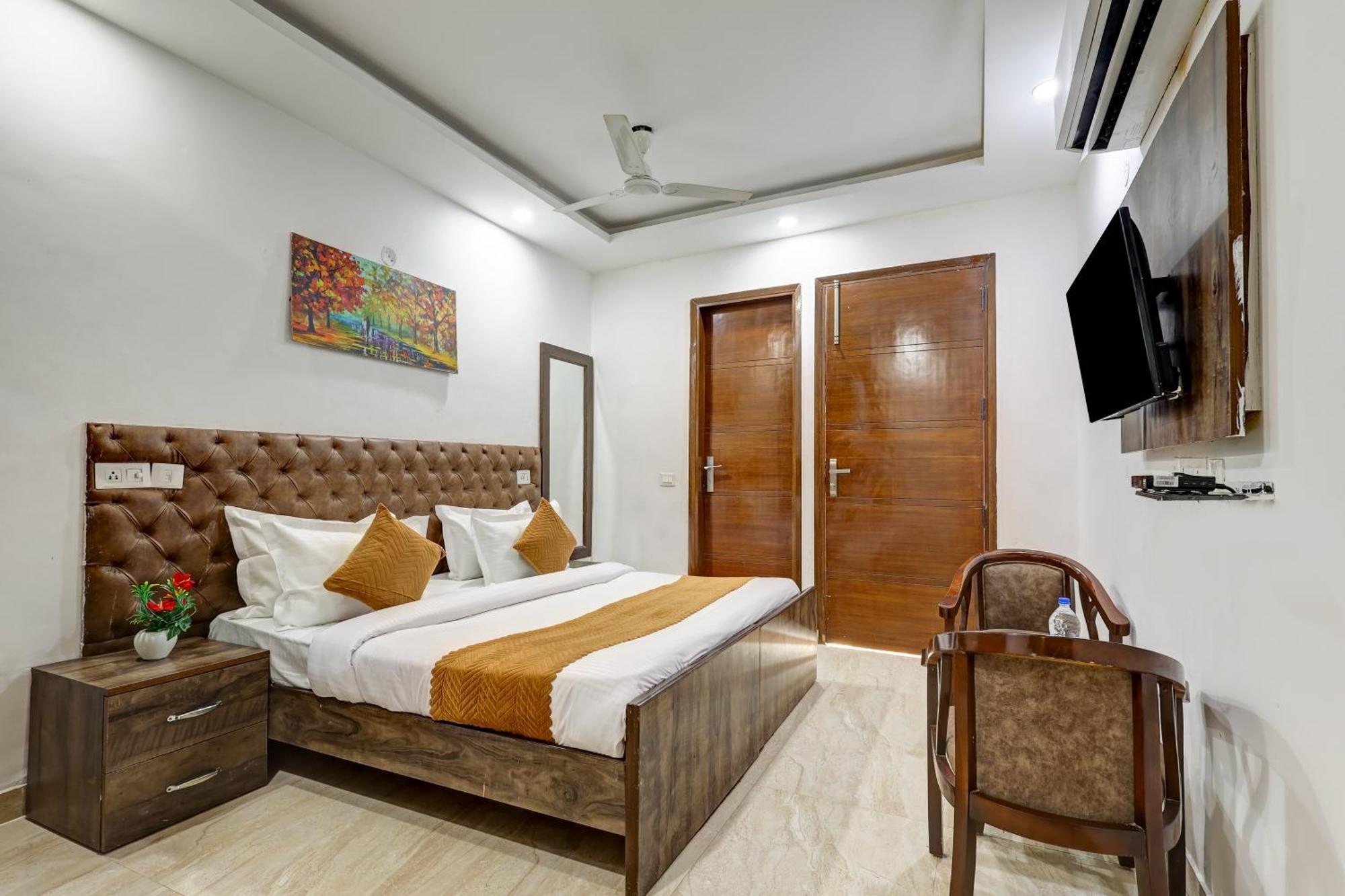 Hotel Aron By The Premium Villa New Delhi Exterior photo
